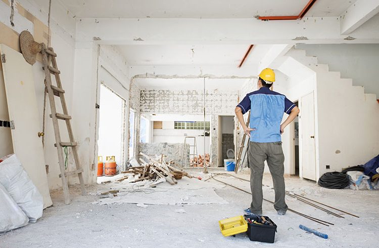 How to Choose the Right Builders for Your Renovation Project?